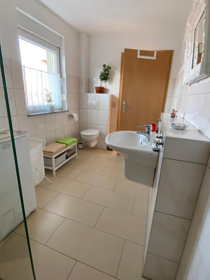 Schoen Moeblierte Wohnung In Genthin/ Ot Tucheim Bagian luar foto