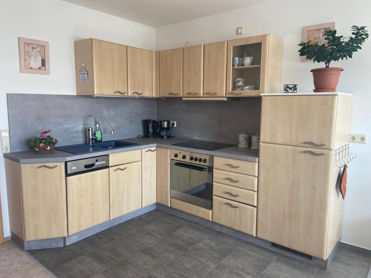 Schoen Moeblierte Wohnung In Genthin/ Ot Tucheim Bagian luar foto