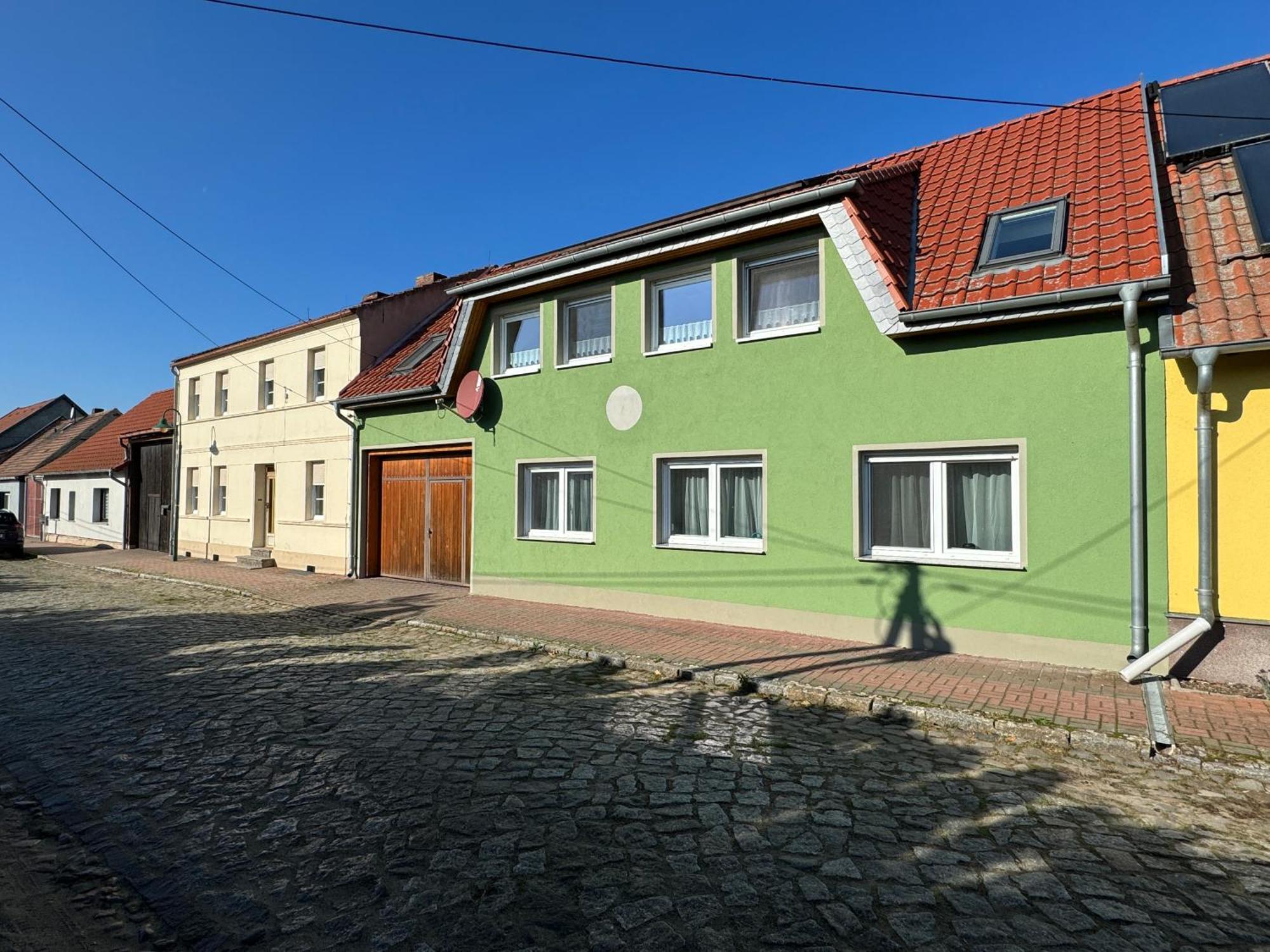Schoen Moeblierte Wohnung In Genthin/ Ot Tucheim Bagian luar foto